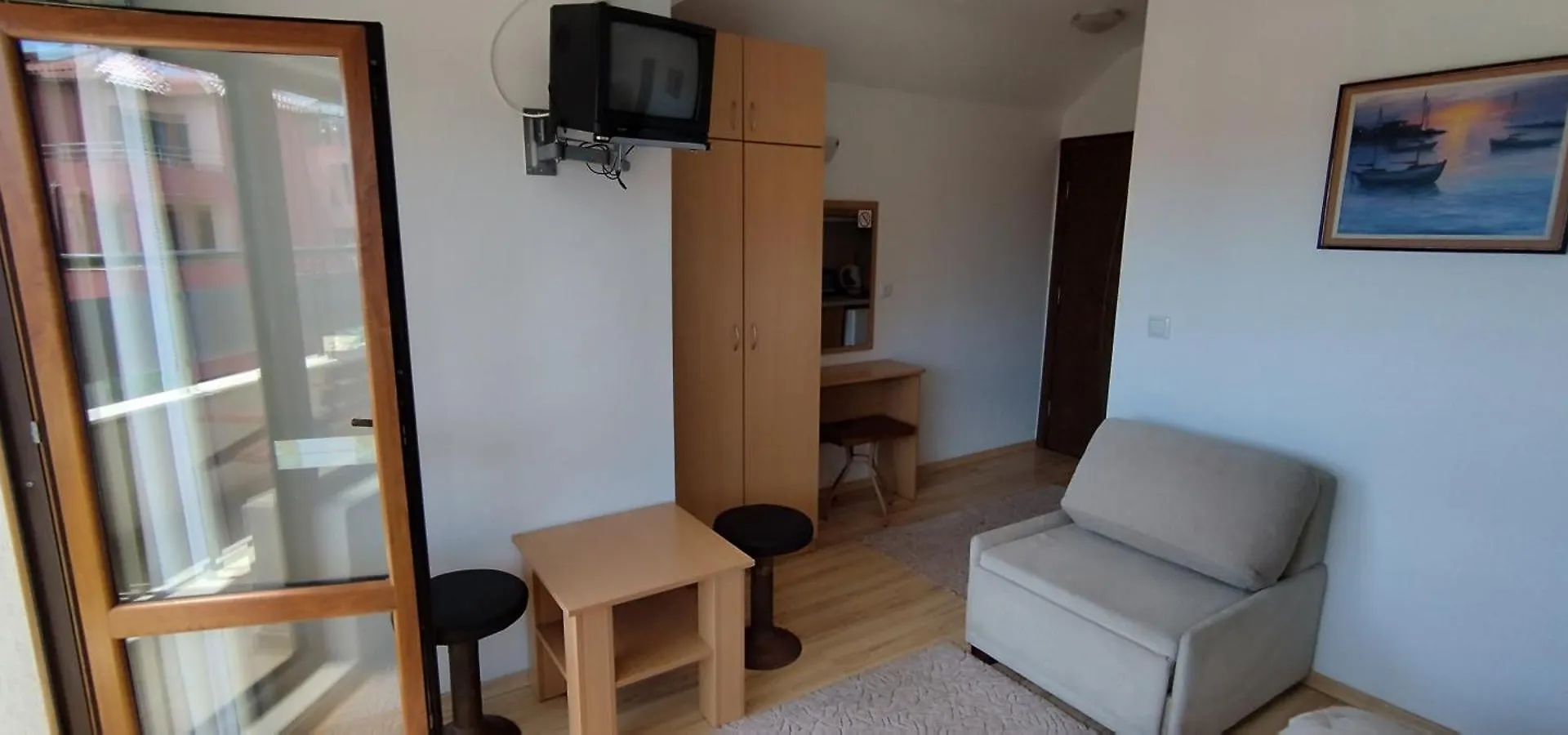 White Sozopol Guest House